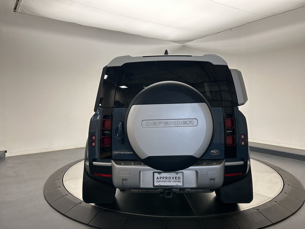 Thumbnail: 2020 Land Rover Defender - 4