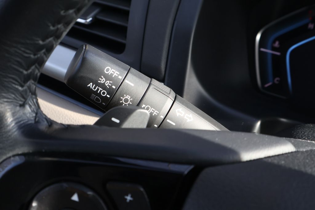 Thumbnail: 2022 Honda Odyssey - 21