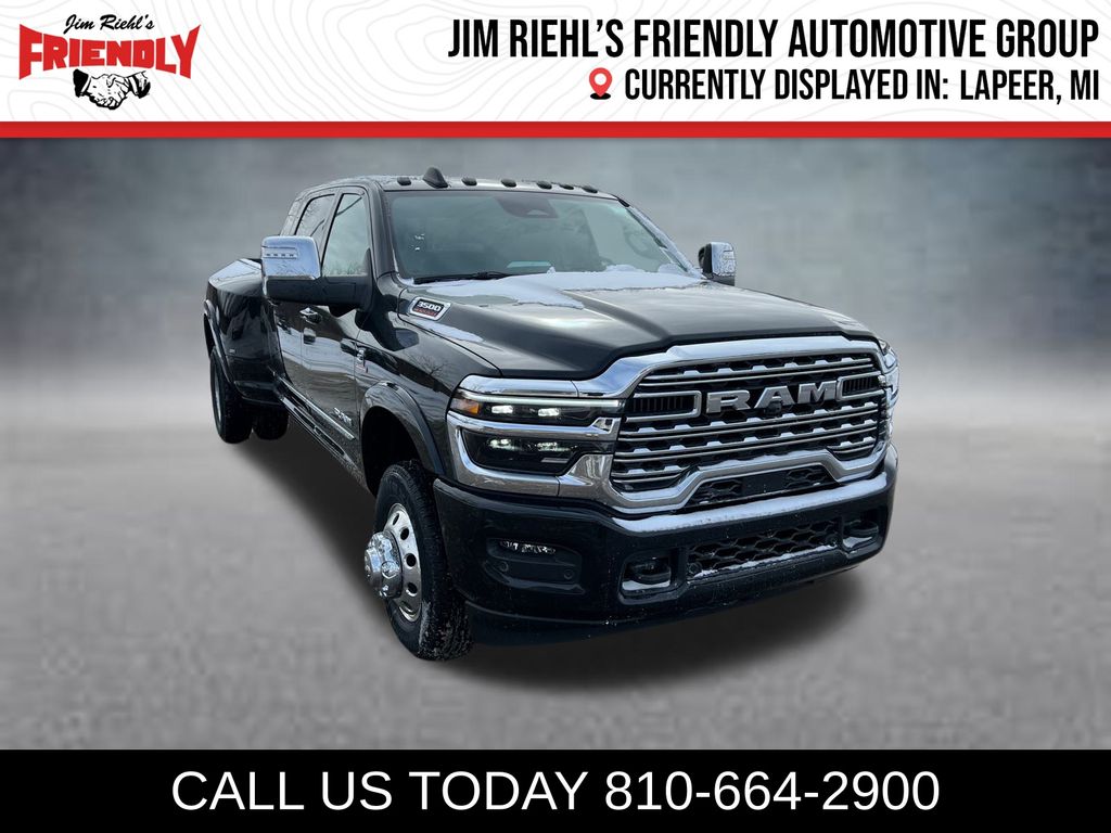Diamond Black Crystal Pearlcoat 2026 RAM 3500 Pickup Truck Four-Wheel Drive 8-Speed Automatic