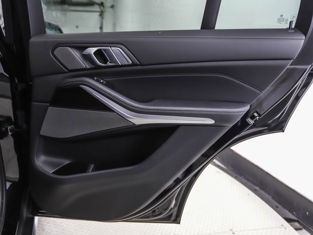 Thumbnail: 2024 BMW X5 - 25