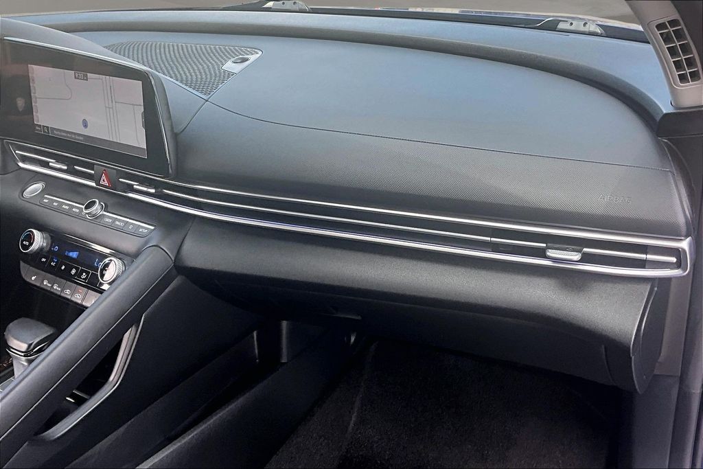 Used 2023 Hyundai Elantra Sedan