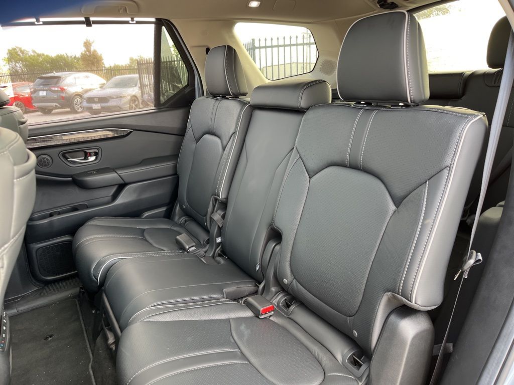 Thumbnail: 2025 Honda Pilot - 26