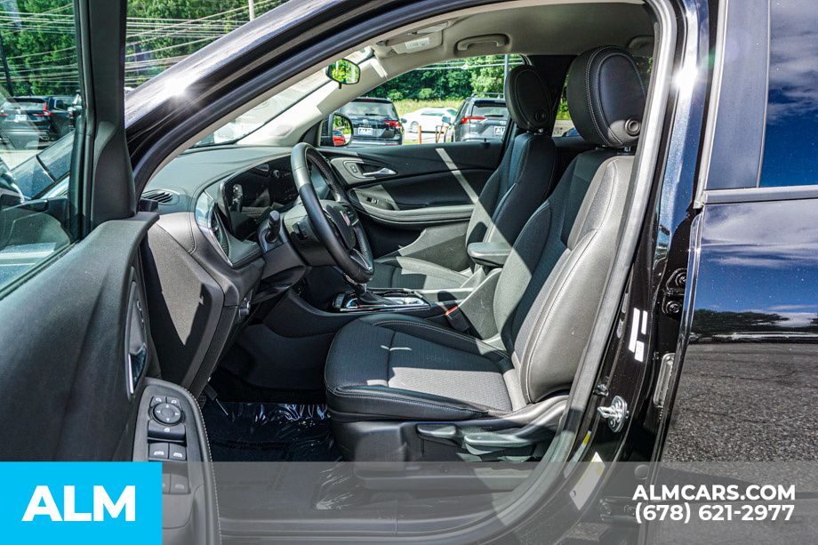Used 2025 Black Buick Preferred image 19