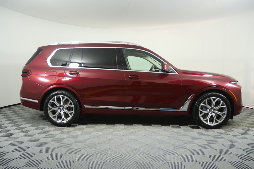 Thumbnail: 2026 BMW X7 - 2
