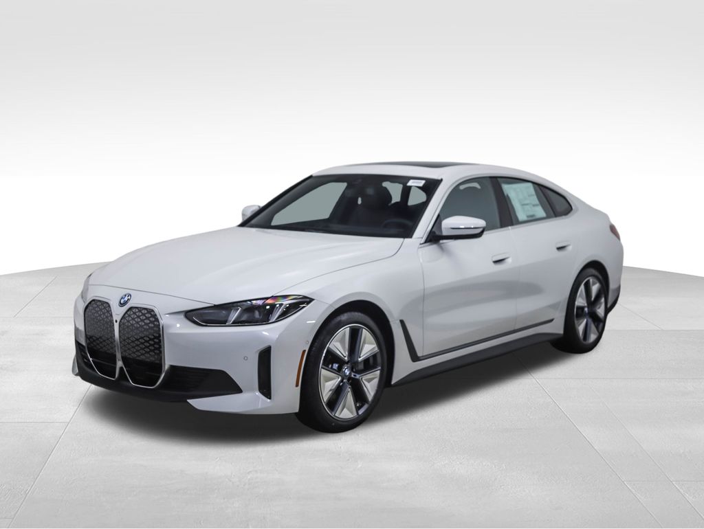 2025 BMW i4 xDrive40 -
                Bloomington, MN