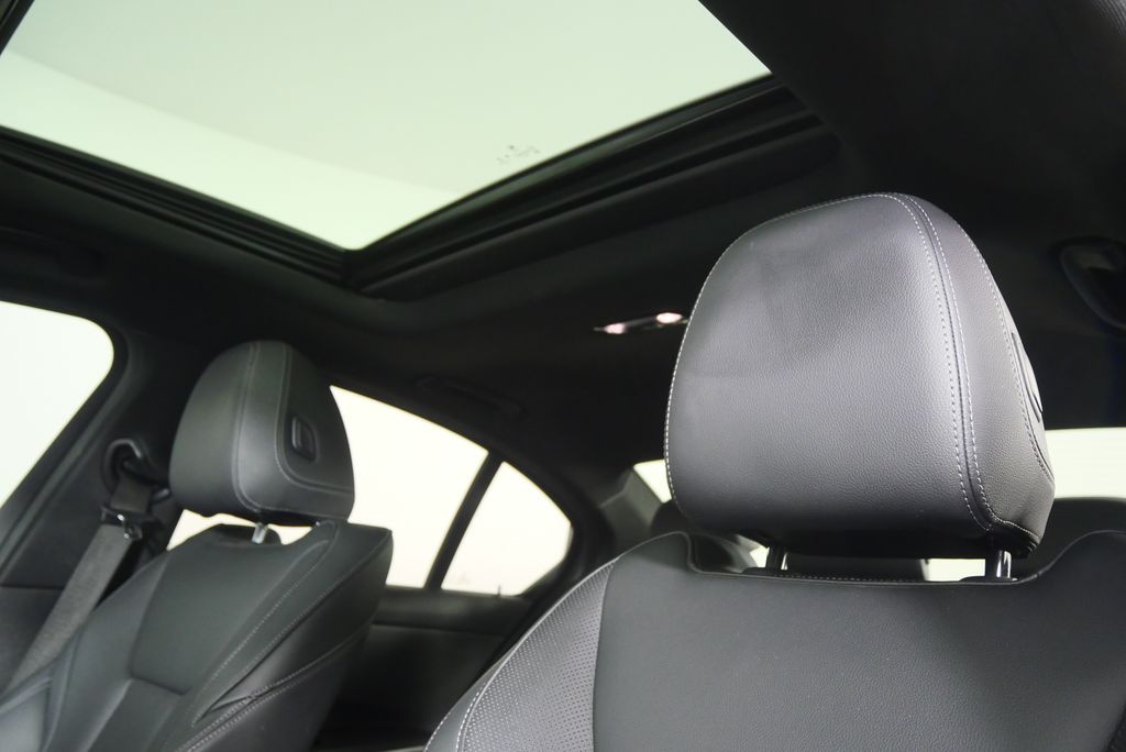 Thumbnail: 2023 BMW 3 Series - 11