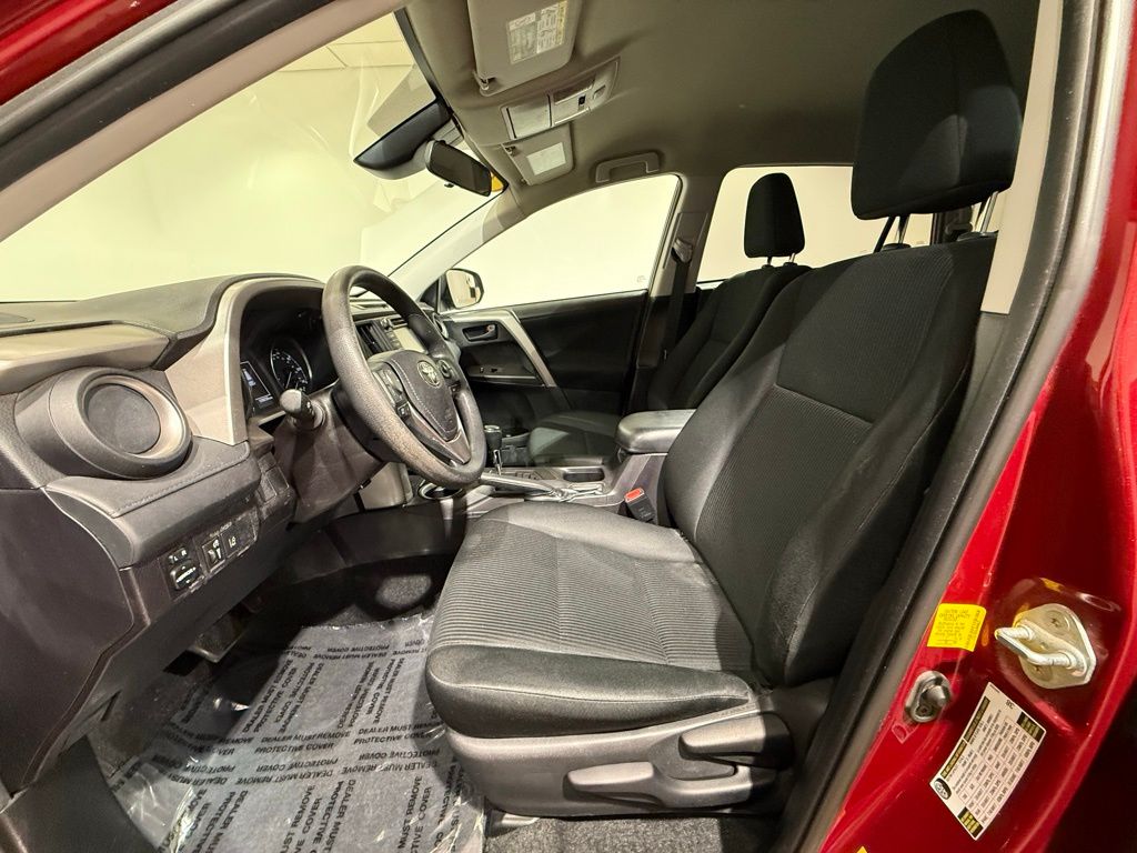 Thumbnail: 2018 Toyota RAV4 - 13