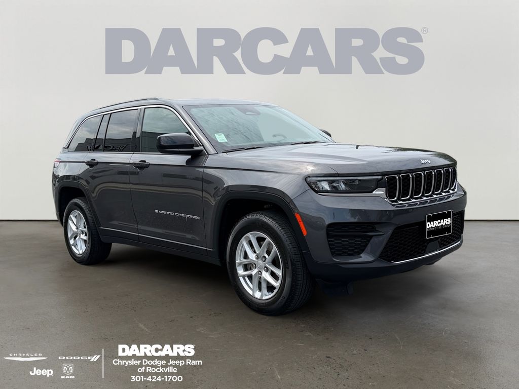 Baltic Gray Metallic Clearcoat 2025 Jeep Grand Cherokee SUV / Crossover Four-Wheel Drive 8-Speed Automatic