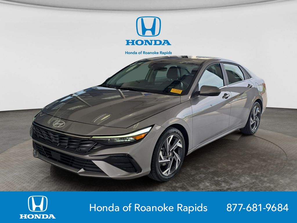 Fluid Metal 2025 Hyundai Elantra Sedan Front-Wheel Drive Continuously Variable Transmission