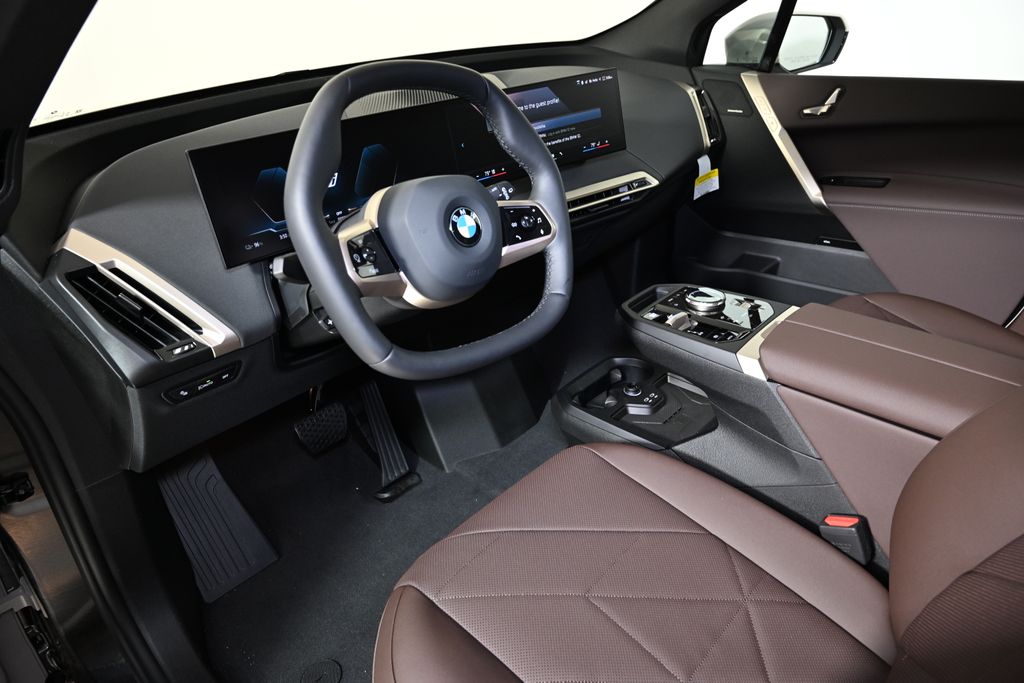 Thumbnail: 2026 BMW iX - 15
