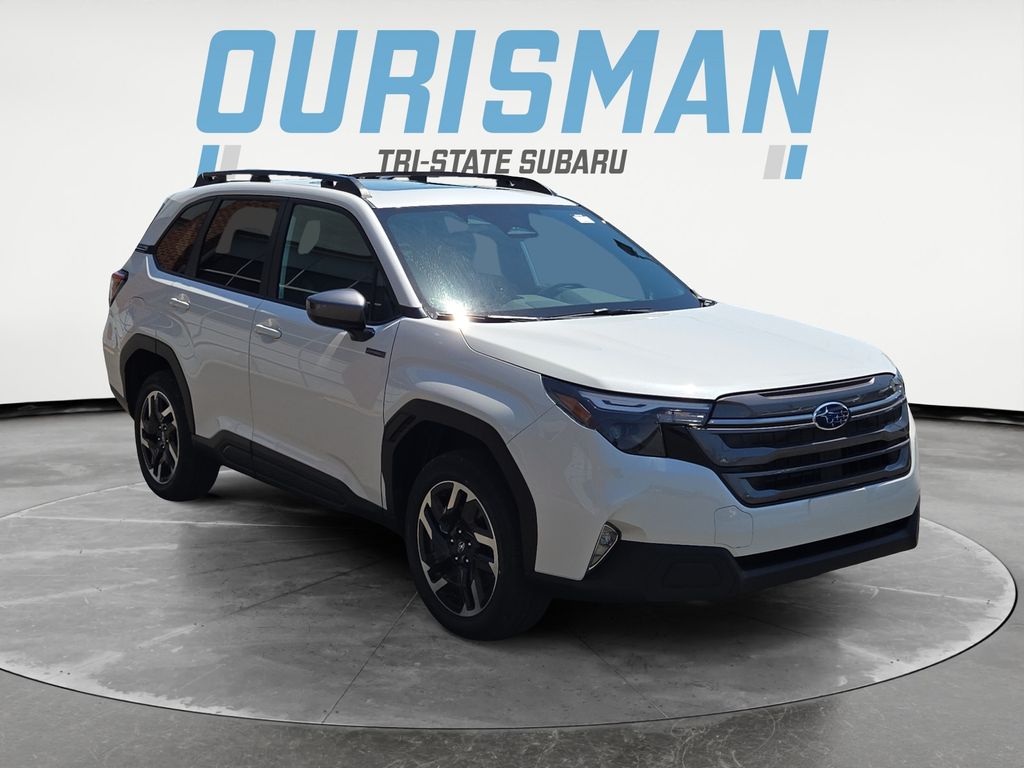 2026 Subaru Forester Premium Hybrid's photo