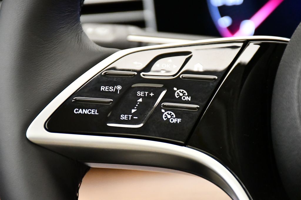 Thumbnail: 2026 Mercedes-Benz GLE - 23