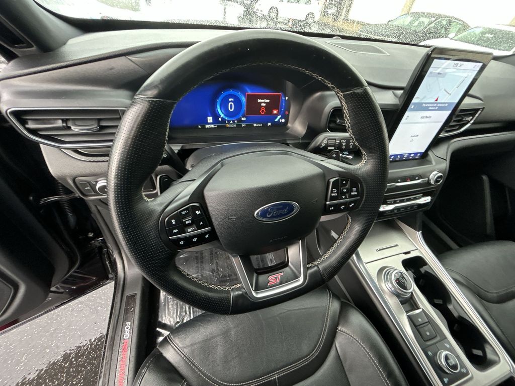 Thumbnail: 2020 Ford Explorer - 14