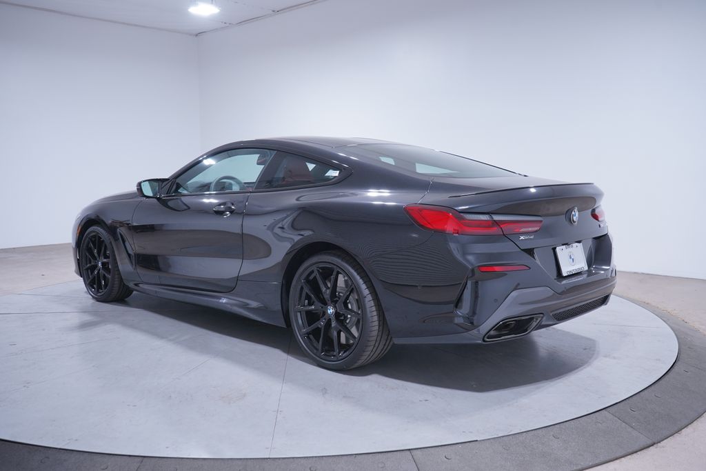 2025 BMW 8 Series M850i xDrive 3