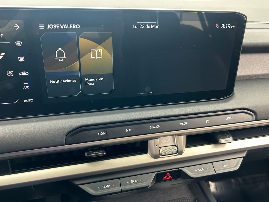 Used 2027 Midnight Lake Blue Kia S image 23