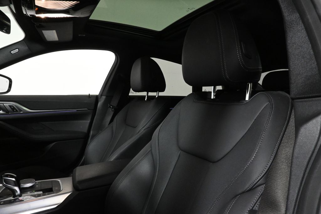 Thumbnail: 2023 BMW 4 Series - 4