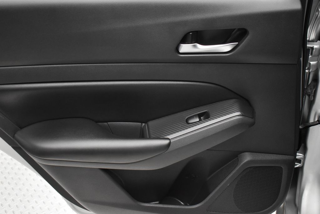 Thumbnail: 2022 Nissan Altima - 32