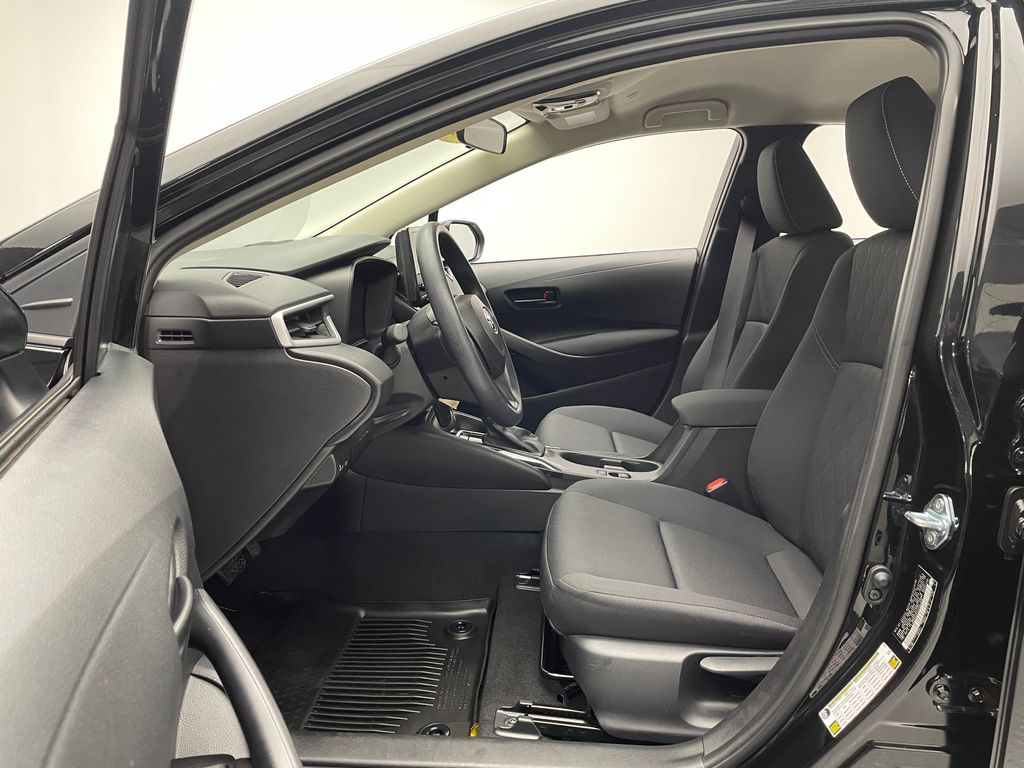 Thumbnail: 2025 Toyota Corolla - 12