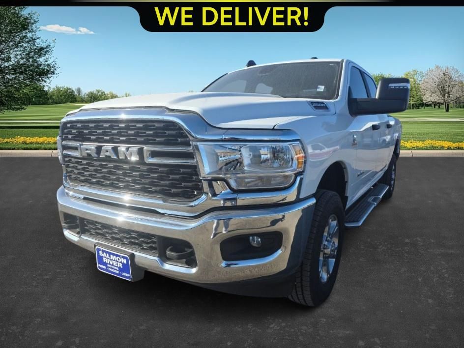 2024 RAM 2500 Big Horn Crew Cab 4WD