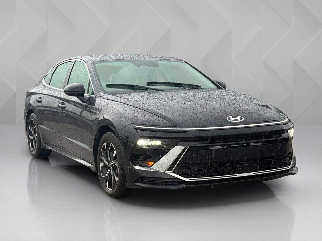 2025 Hyundai Sonata SEL - 2