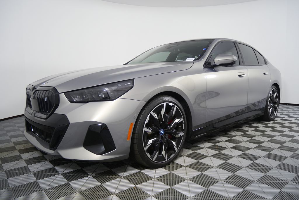 Thumbnail: 2024 BMW i5 - 8