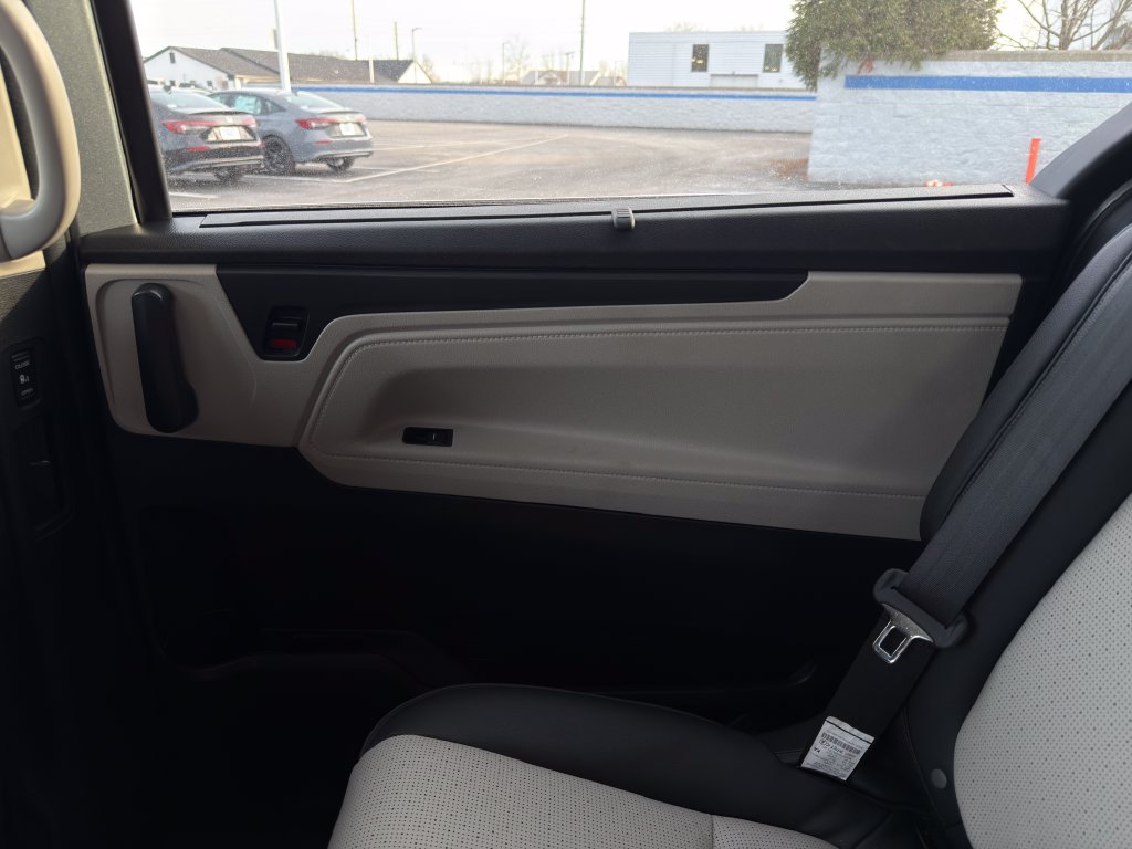 Thumbnail: 2026 Honda Odyssey - 26