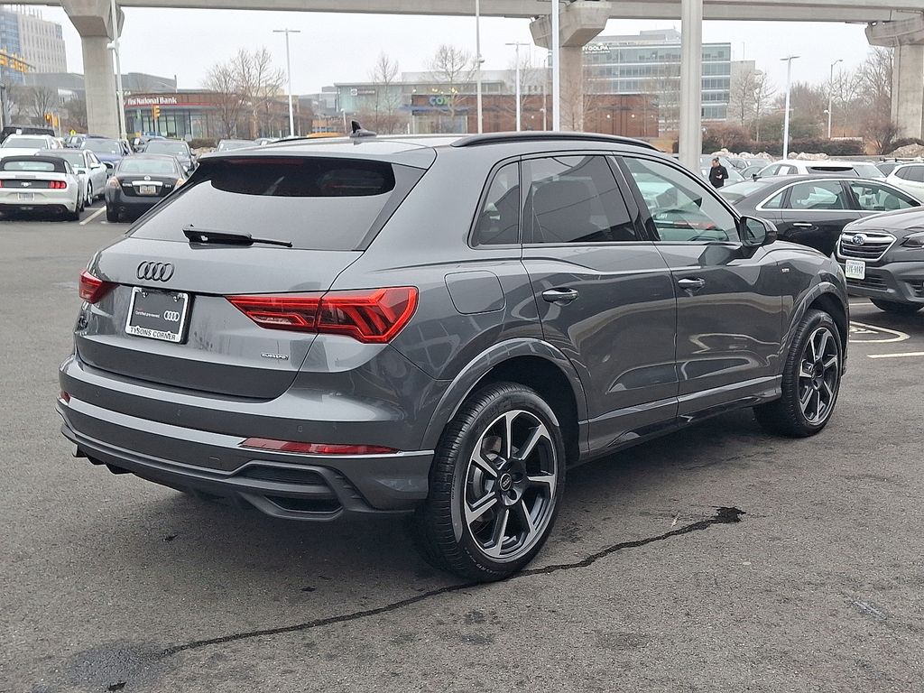 Thumbnail: 2025 Audi Q3 - 4