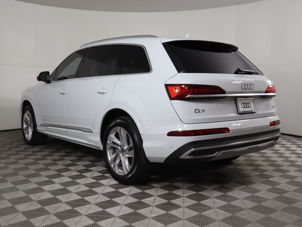 2023 Audi Q7 Premium 8