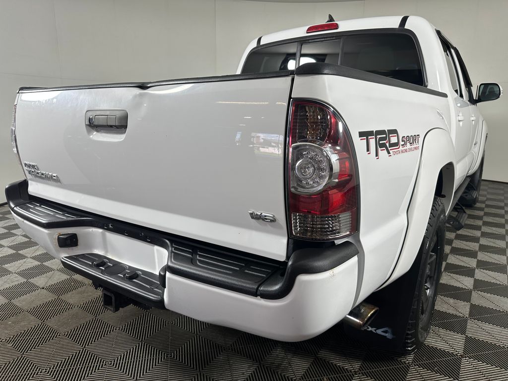 Photo 5 of 2015 Toyota Tacoma Base