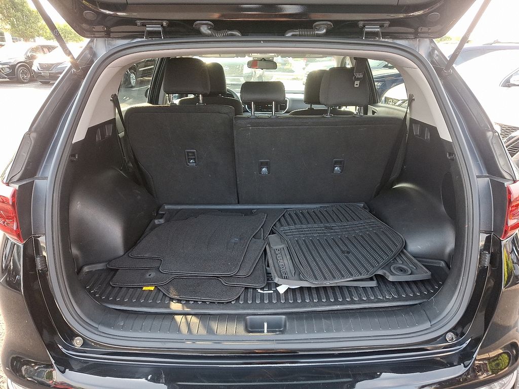 2021 Kia Sportage LX 29