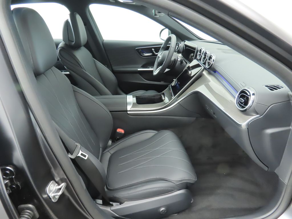 Thumbnail: 2025 Mercedes-Benz C-Class - 20