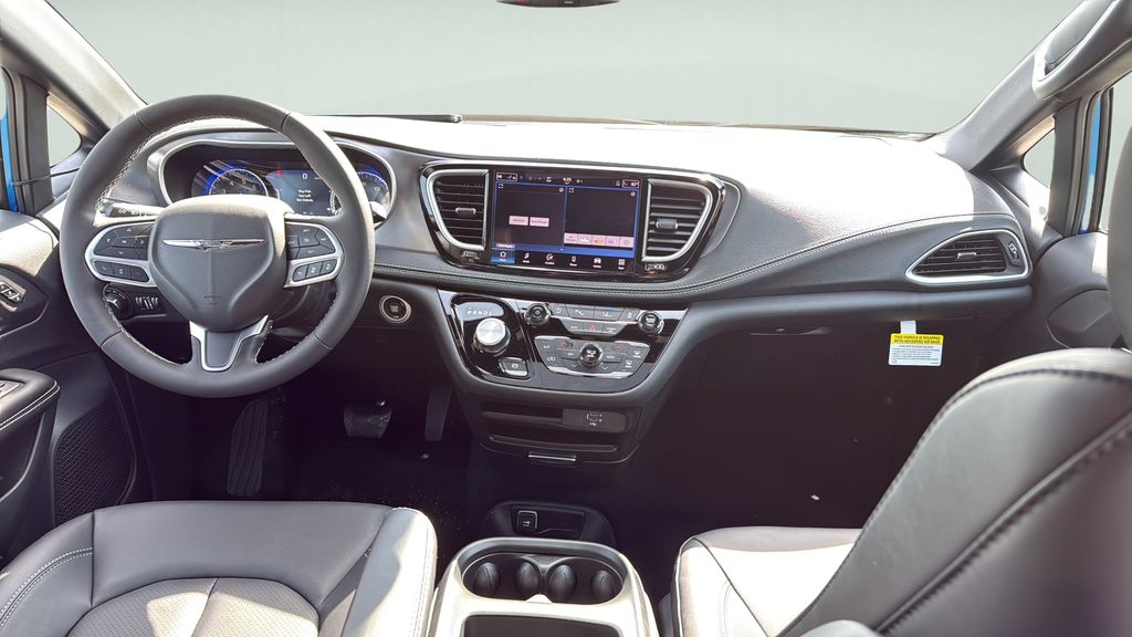 2026 Chrysler Pacifica