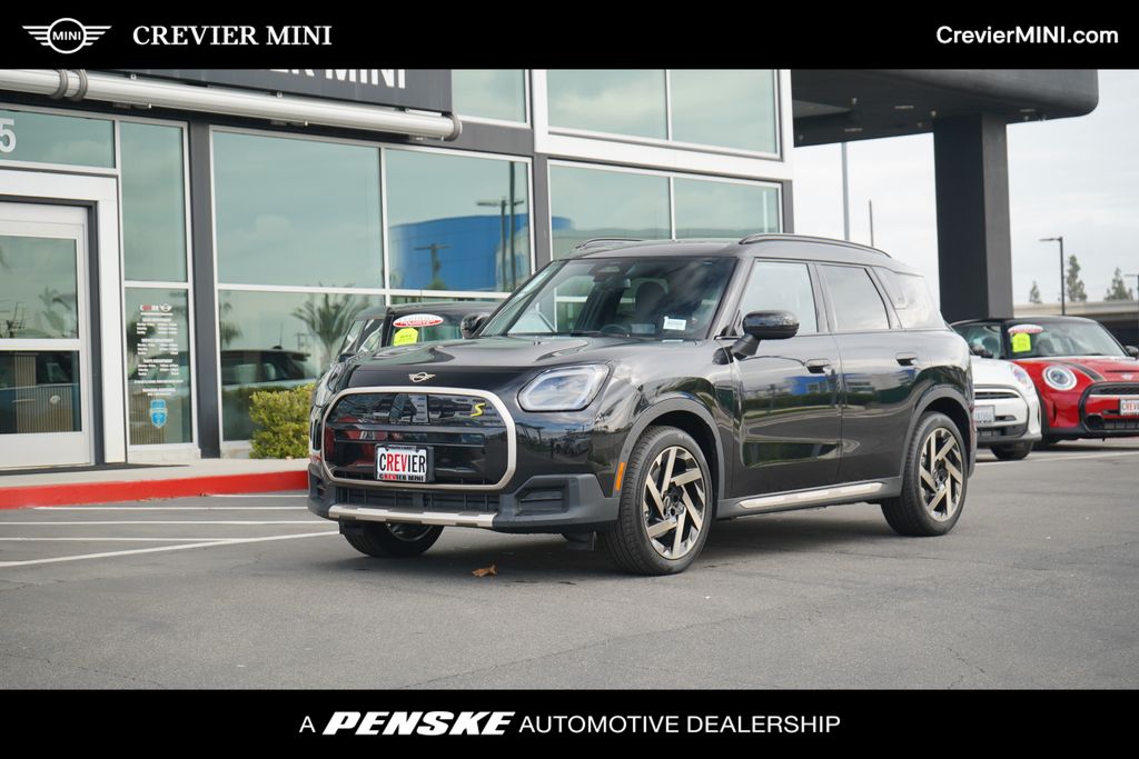 2025 MINI Cooper Countryman  -
                Santa Ana, CA