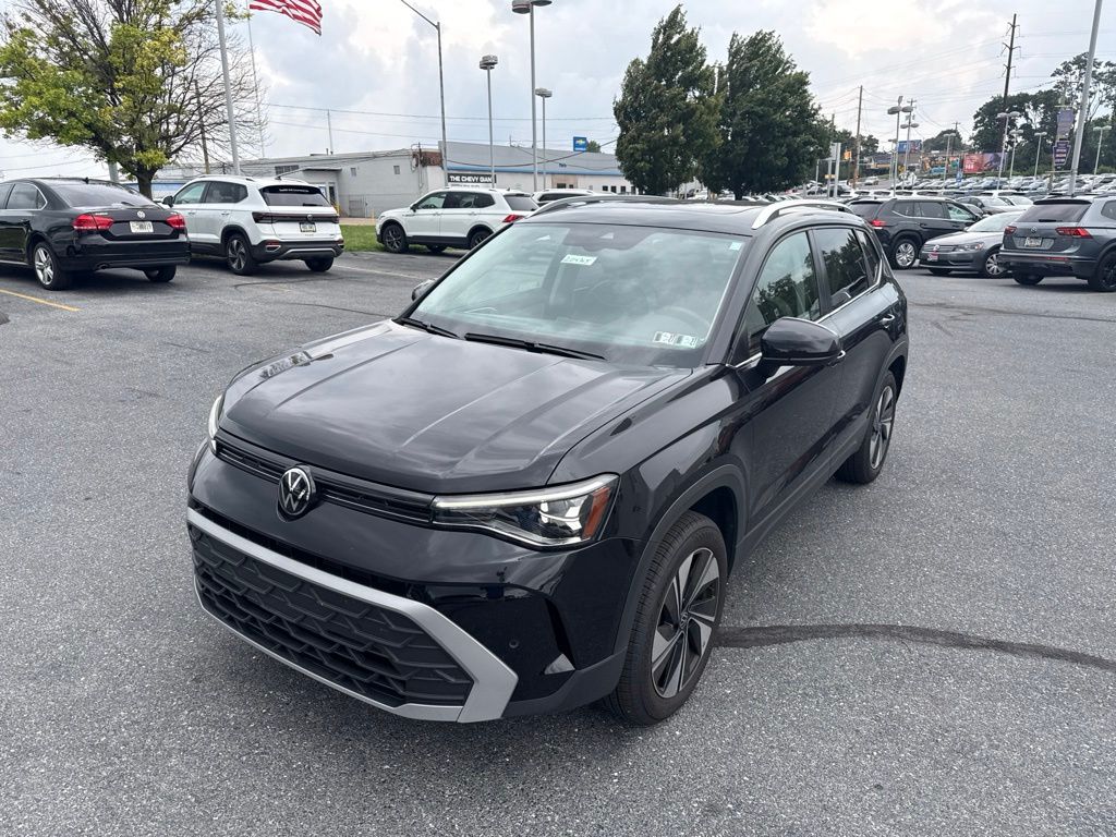 2025 Volkswagen Taos 1.5T SE Black at Sutliff Volkswagen