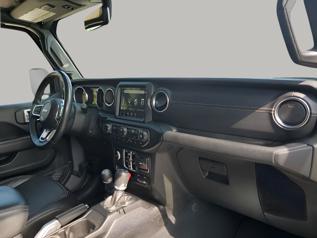 Used Car 2019 Jeep Wrangler  Unlimited Sahara For Sale Under $25,000 In Austin, Texas