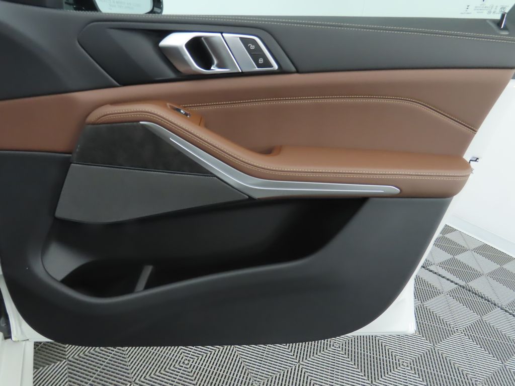 Thumbnail: 2026 BMW X5 - 26