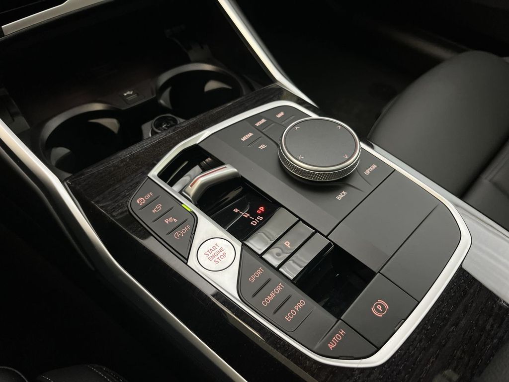 2023 Bmw 330i photo 19
