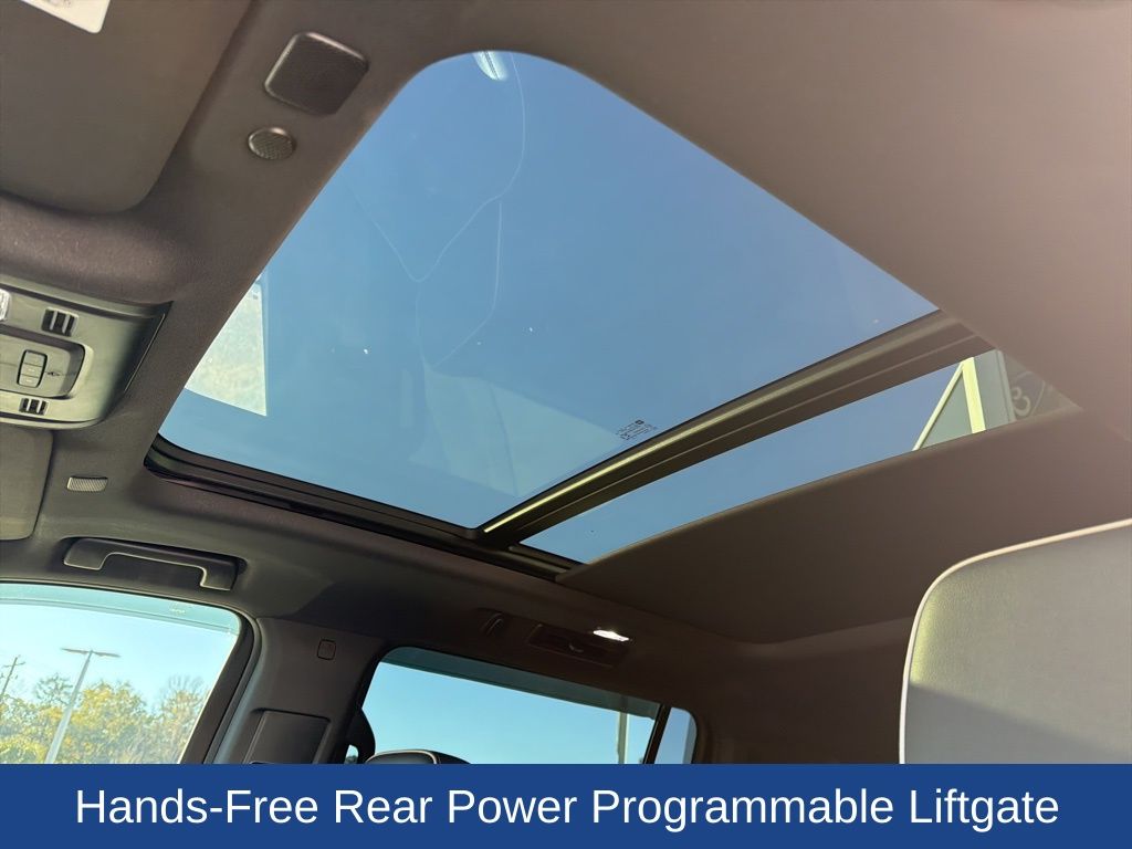 2021 Chevrolet Suburban 4WD Premier