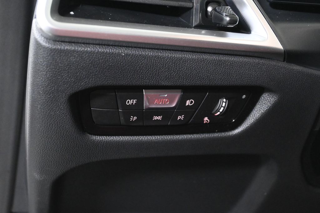 Thumbnail: 2026 BMW 4 Series - 27