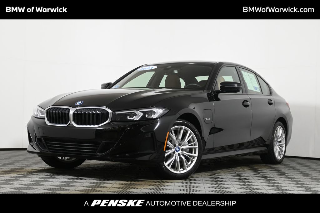 Thumbnail: 2023 BMW 3 Series - 1
