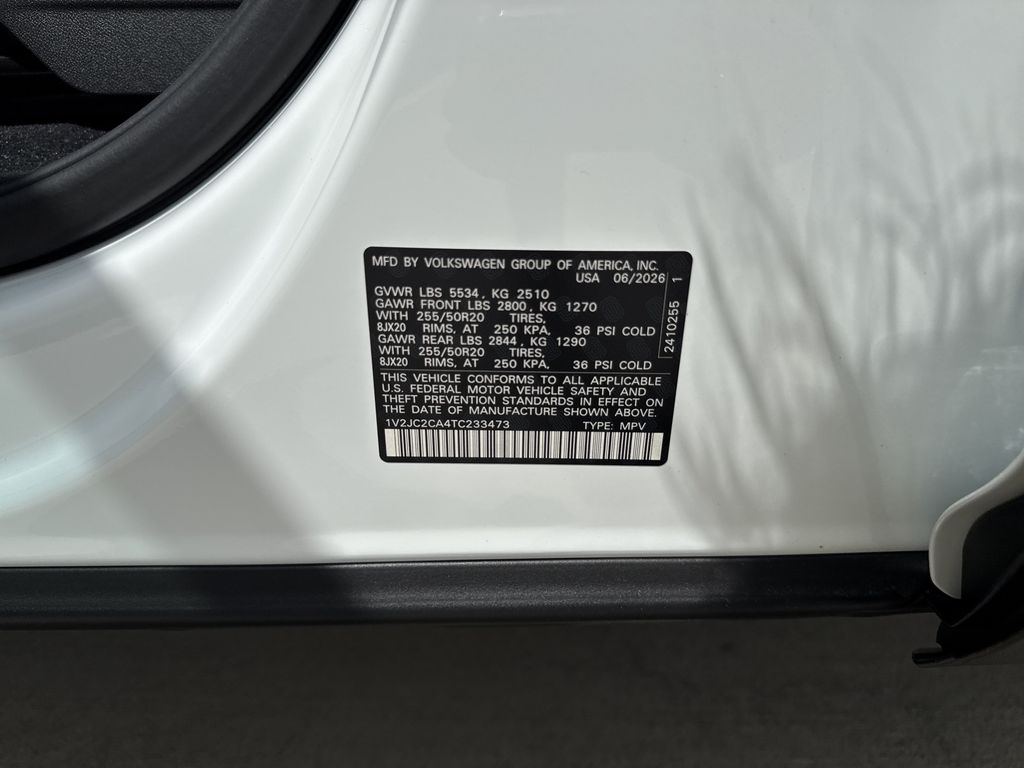 2026 Volkswagen Atlas Cross Sport 2.0T SE w/Technology White at DeMontrond Auto Country