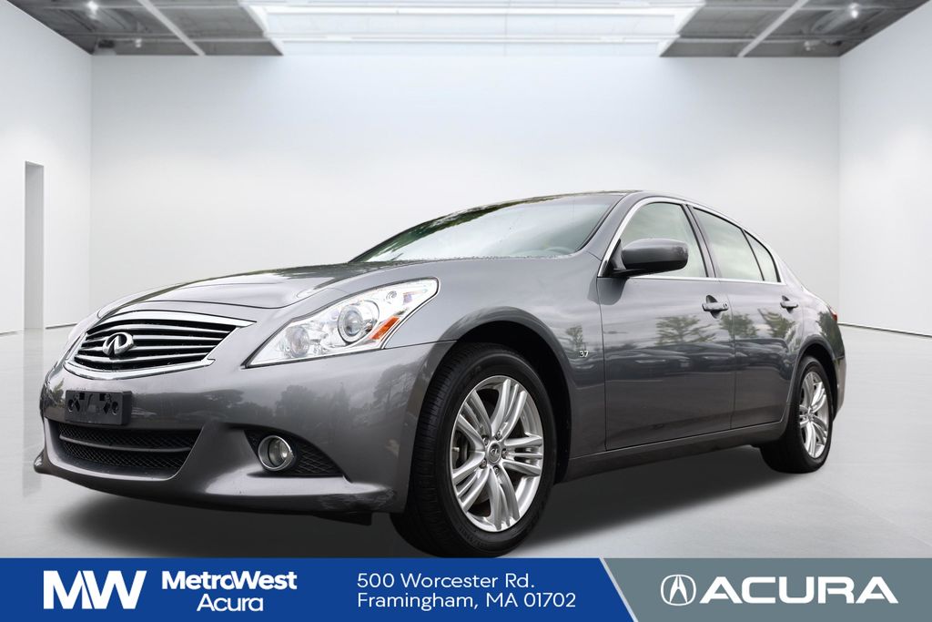  2015 INFINITI Q40 3.7 AWD   