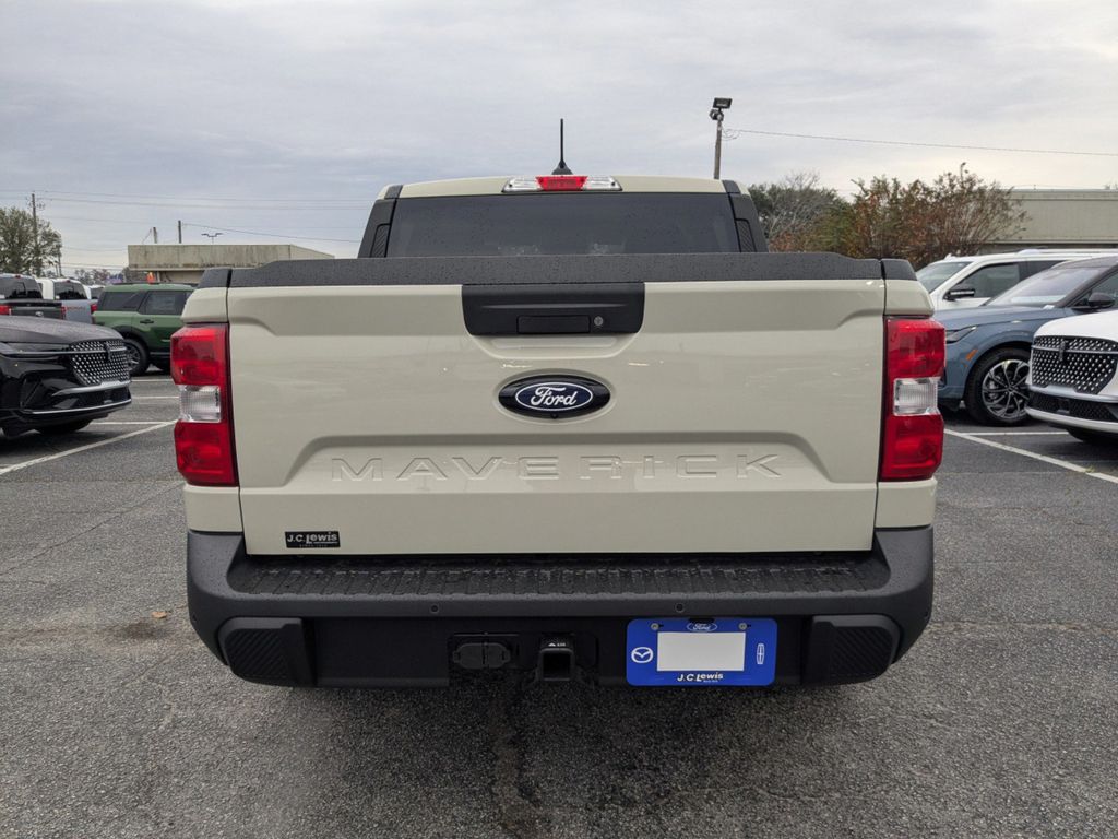 2025 Ford Maverick XL