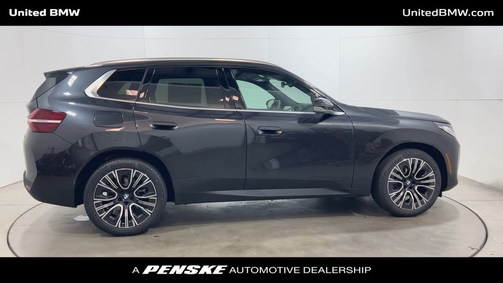 Thumbnail: 2025 BMW X3 - 9