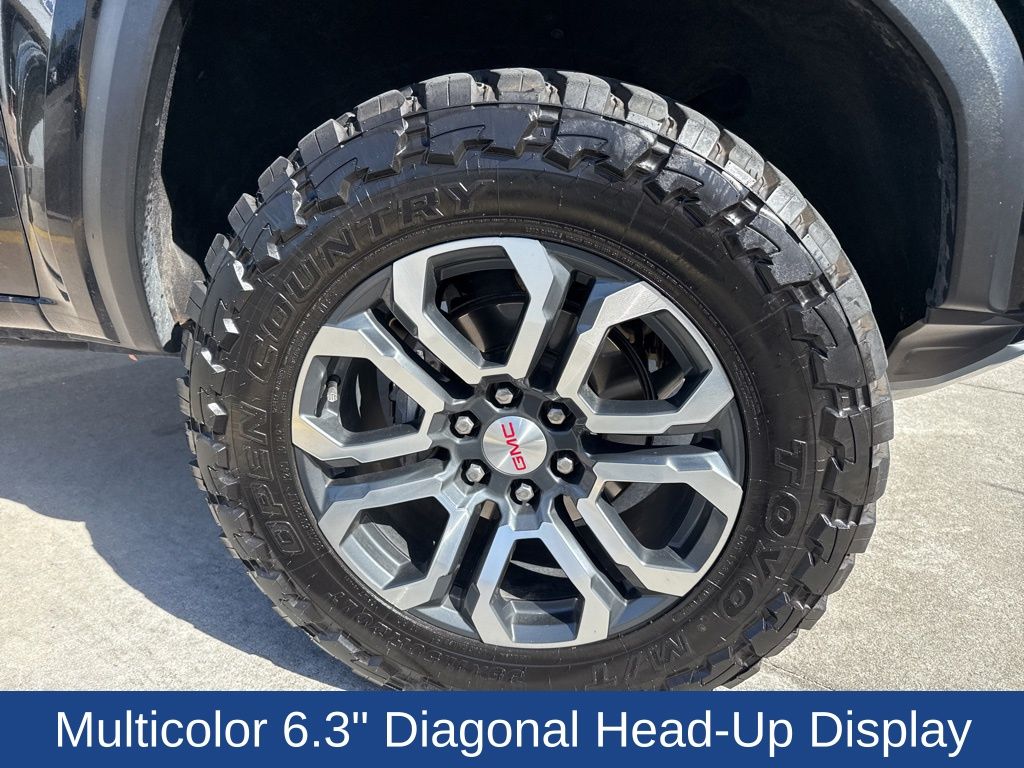 2024 GMC Canyon 4WD AT4