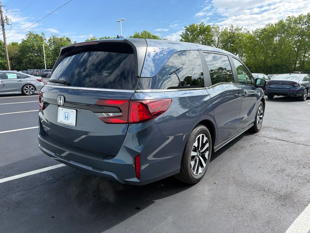 Thumbnail: 2026 Honda Odyssey - 5