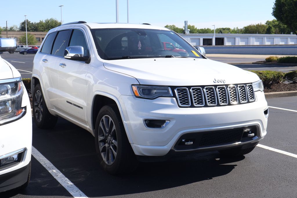 Thumbnail: 2017 Jeep Grand Cherokee - 3