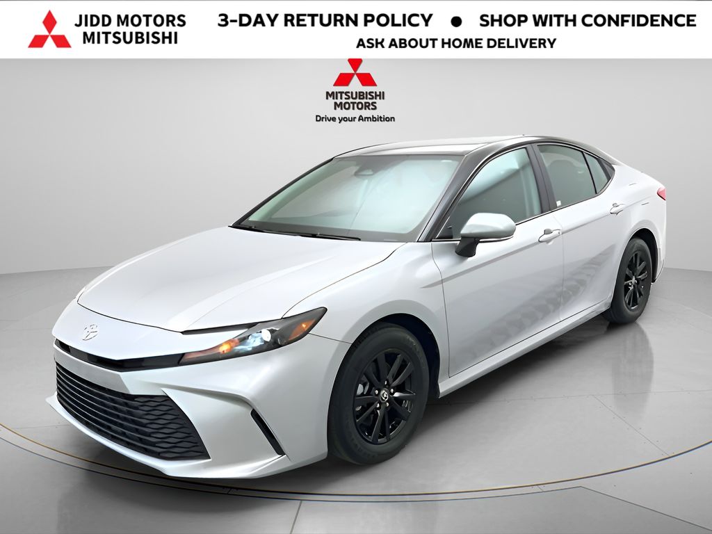 Silver 2025 Toyota Camry LE FWD Sedan Front-Wheel Drive Continuously Variable Transmission