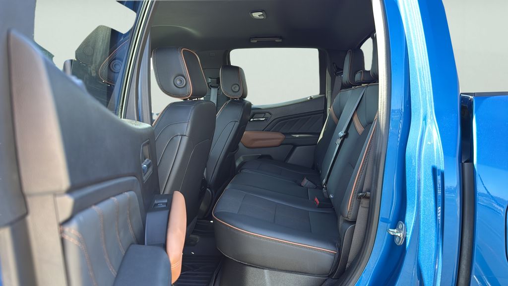 2023 GMC Canyon
