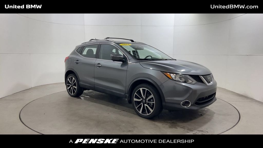 Thumbnail: 2018 Nissan Rogue Sport - 2